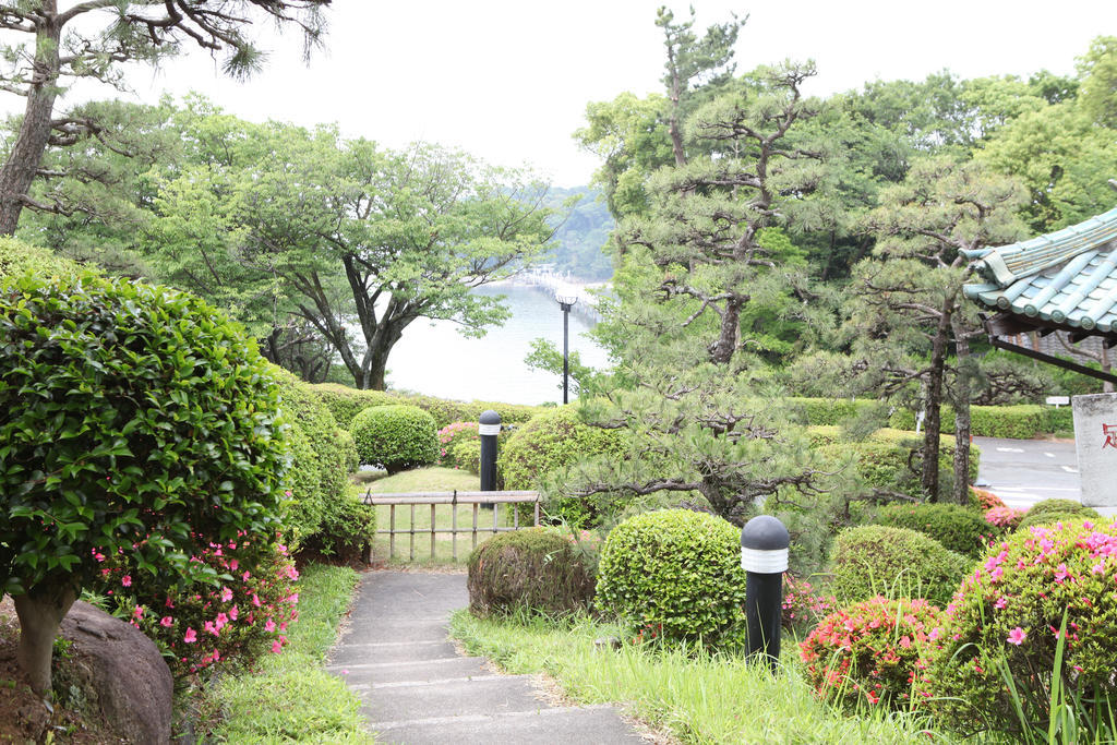 Gamagori Classic Hotel Exterior photo